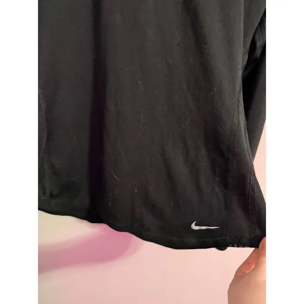 Nike Dri Fit Black Long Sleeve Athletic Top Size S Mesh Accents Workout Gym‎ - Image 2