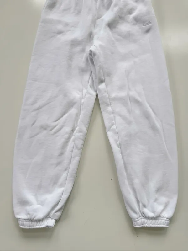 Aritzia Sweatfleece Cozy Fleece Mega Fit Sweatpants Joggers - White - Size XXS - Image 4