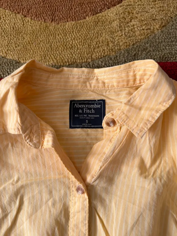 Abercrombie & Fitch Yellow Stripe Front Tie Button Down High Low Shirt Small - Image 2