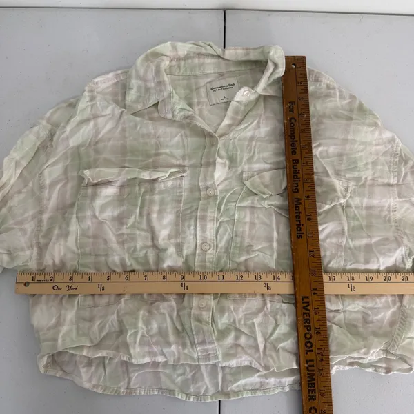 Abercrombie & Fitch Soft Collection Plaid Cropped Button Up Shirt Green Small‎ - Image 7
