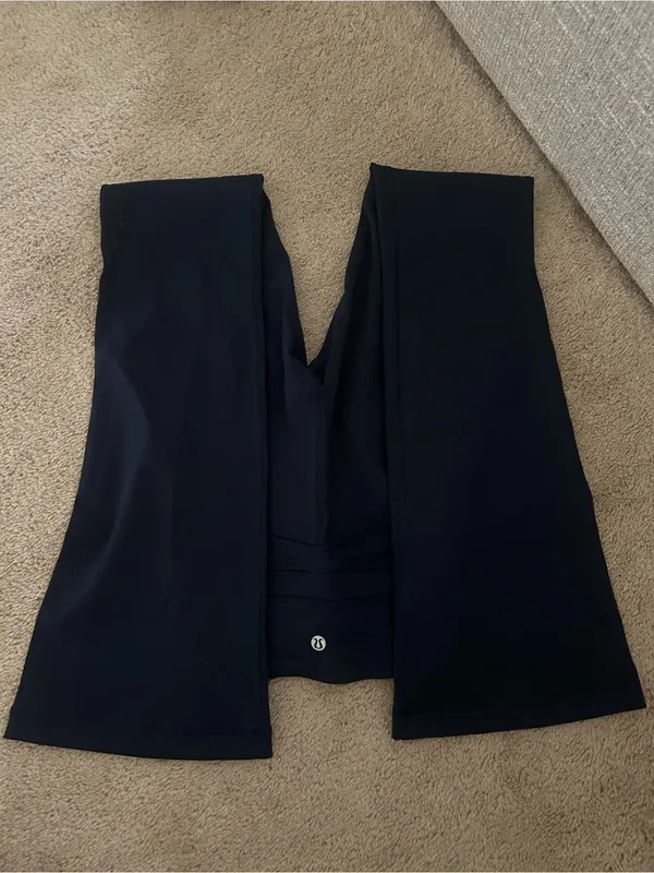 Women’s Navy Flare Leggings — Brand - Image 2