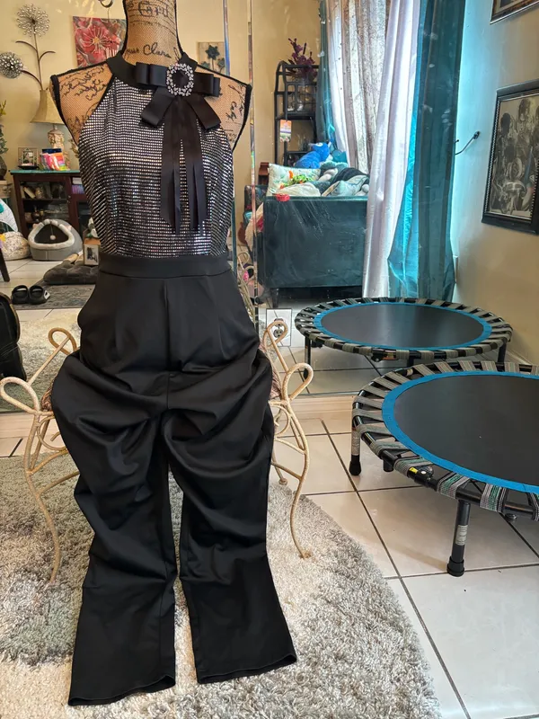 Gorgeous one see size M. Black Size M - Image 4