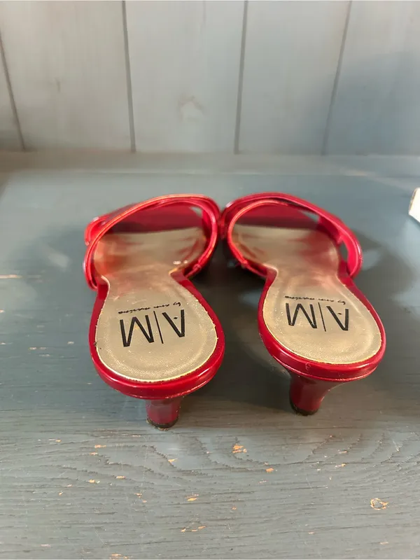 A/M by Eva Martino Red Patent Leather Crisscross Low Heel Mules | Size 9.5 - Image 5