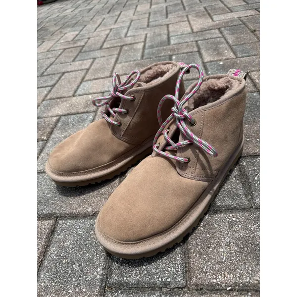 UGG Women's Neumel Chukka Suede Boot Size 10 - Image 4