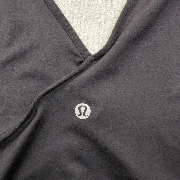 Lululemon Twist Me Up Crop Tank Top Women’s Small Gray Wrap Back Yoga Workout - Image 3