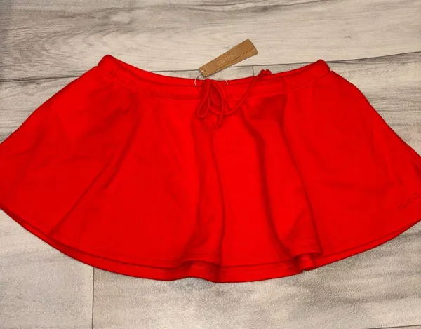 SKIMS cotton fleece micro skirt Color ruby - Image 2