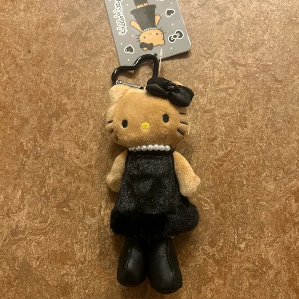 Sanrio Hello Kitty Long Legged Style with Pearl Necklace Plush Keychain Tan - Image 3
