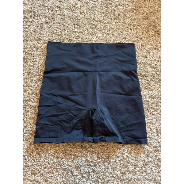Life by Jockey black shapewear shorts - Image 3