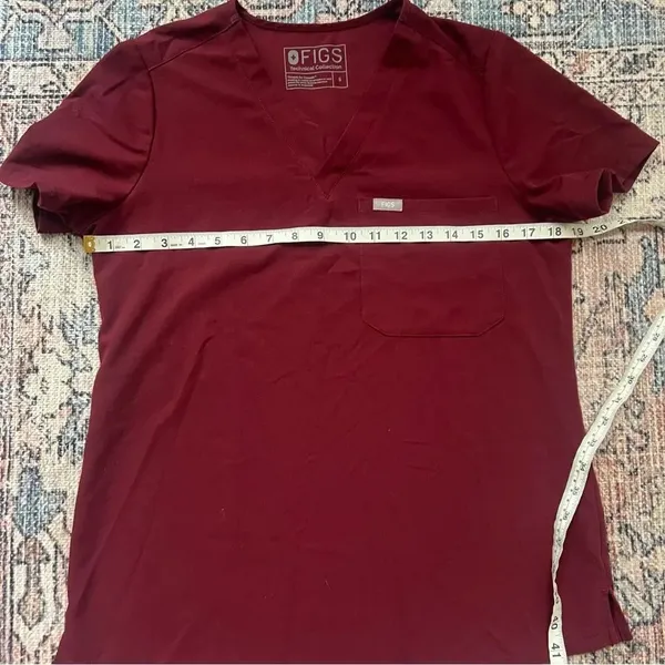 FIGS Catarina One-Pocket Scrub Top Burgundy Size Small - Image 8