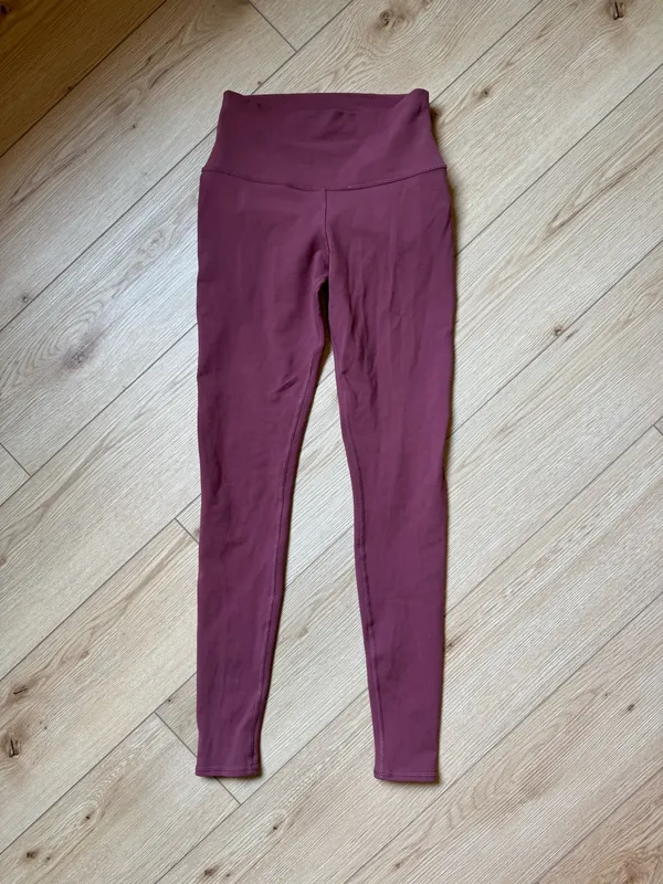 Alo Yoga Pink Leggings Small - Image 2