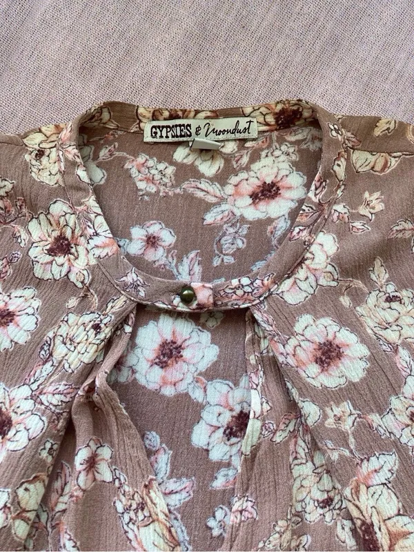 Gypsies & Moondust Floral Crinkle Sleeveless V-Neck Tank Top Brown Pink Large - Image 4