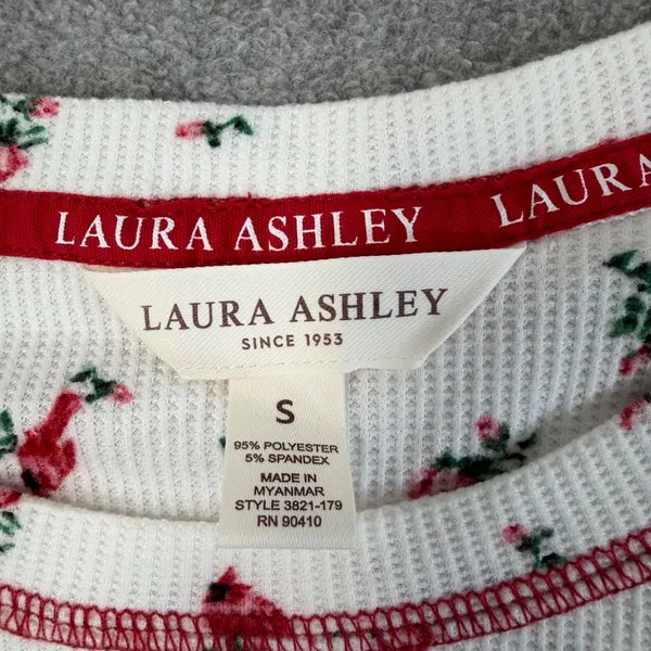 Laura Ashley Women's Small Waffle Knit Thermal Pajama Set Red Cardinal Bird - Image 5