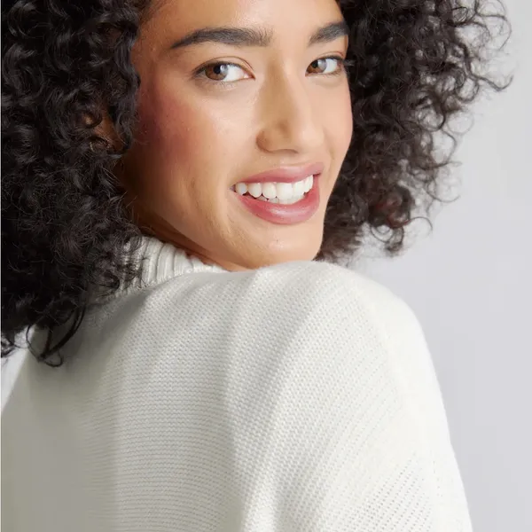 Quince 100% Organic Cotton Cropped Cardigan - Image 10