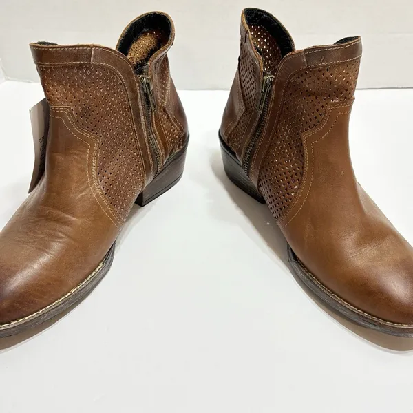 Sterling River Boots Womens 10 Brown Leather Perforated Western NWT - Image 8
