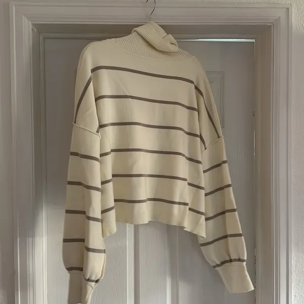 Free People sweater Size L - Image 5