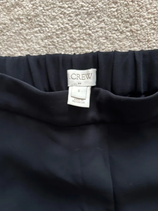 J.Crew Black Tapered Trouser Pants — Size 6 - Image 3