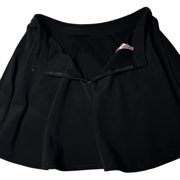 Black Skater Skirt Medium Fit Flare Textured Office Coquette - Image 4