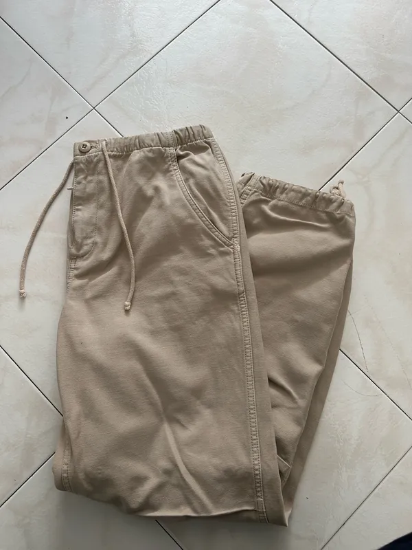 TNA Aritzia Cargo Pants - Image 5