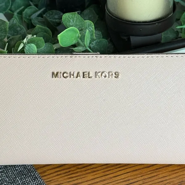 Michael Kors Blush Pink Wallet - Image 2