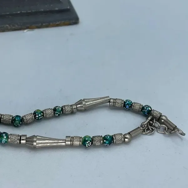 Southwestern or Navajo vintage styled barrel & pearl necklace. - Image 4