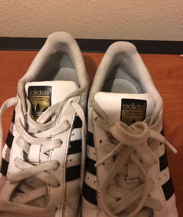 Adidas Superstar Classic Sneakers - Image 6