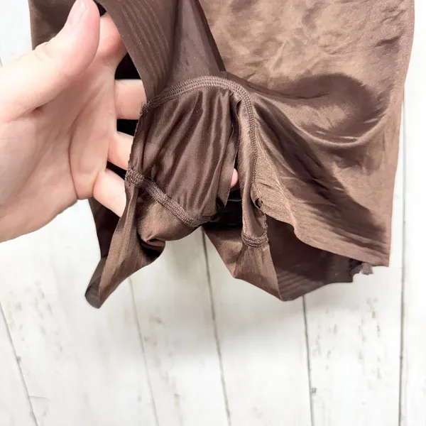 Skims‎ Shapewear Women Medium Brown Metallic Shapewear Shorts Slimming Intimates - Image 2