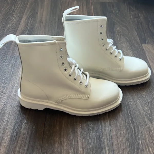 Dr. Martens 1460 MONO SMOOTH LEATHER LACE UP BOOTS - Image 5