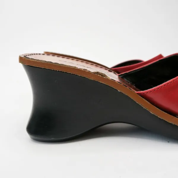 Vintage 90s Gama Studio Red Leather Platform Clog Toe Sandals - Image 6