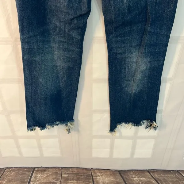Free People Blue Maggie Whiskered Faded Cotton Cropped Raw Hem Jeans Size 26 - Image 7