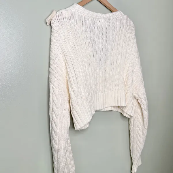 NWT Aeropostale Oversized Cable Knit Cropped V Neck Cardigan Sweater Cream XL - Image 7