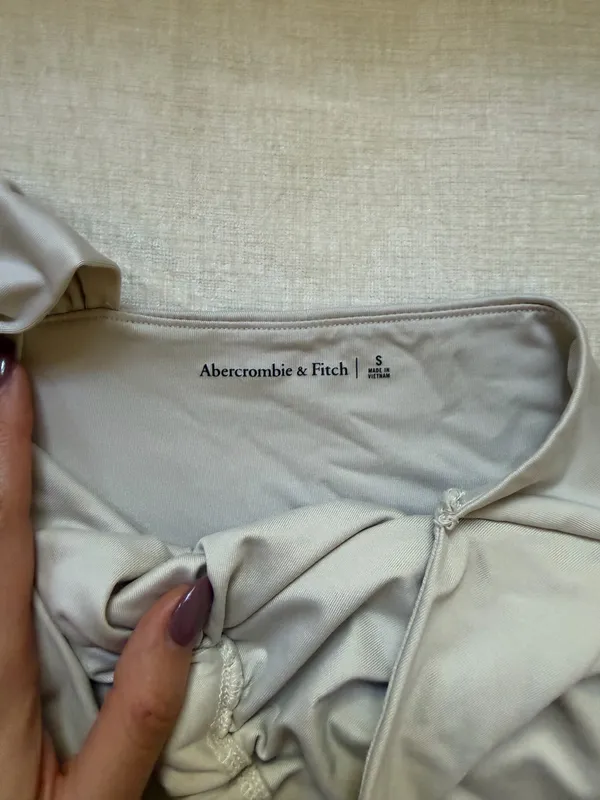 Abercrombie One-Shoulder Top - Image 2