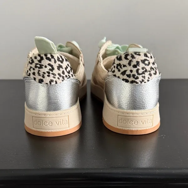 Dolce Vita Cream and Silver Women's Sneakers Sz‎ 6 - Image 4