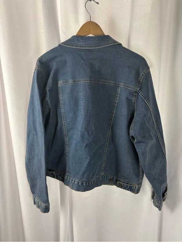 Time and Tru Denim Jacket Classic Fit Button Front Jean Jacket XXL GUC Plus Size - Image 4