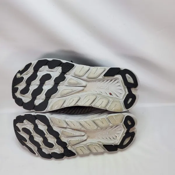 HOKA Rincon 3 Women's Size 8.5B Black White Running‎ Shoes W Rincon 3 - Image 6