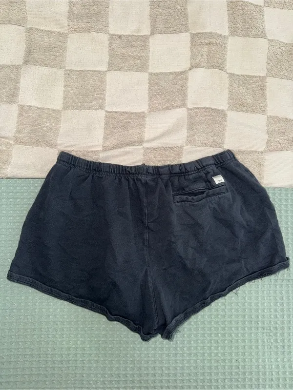 Vuori Women's‎ Drawstring Athletic Shorts size L - Image 5