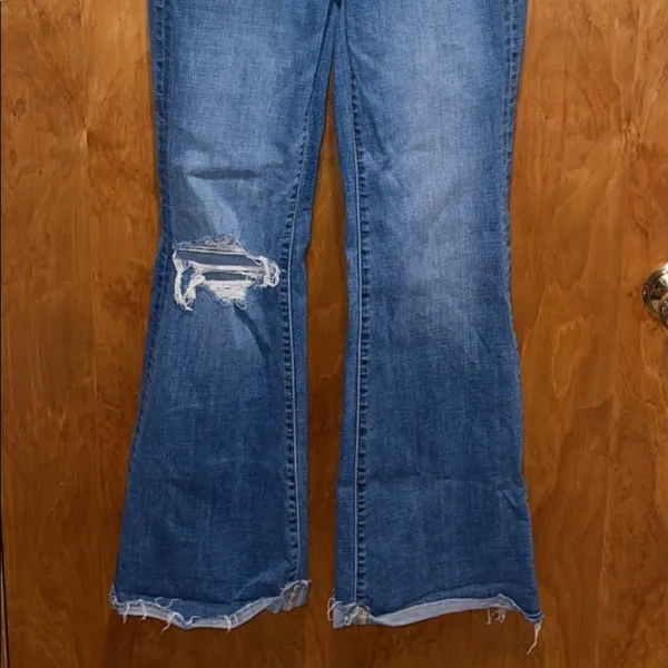 American Eagle Flare Jeans - Image 2