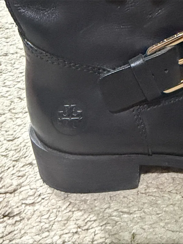 Tory Burch Black Bennie Buckle Moto Boots with Gold Hardware size 5 EUC - Image 5