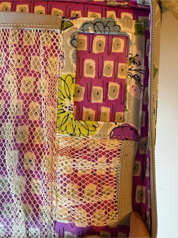 Vera Bradley Watercolor Tech Organizer Floral Quilted Travel Electronics Case - Image 13