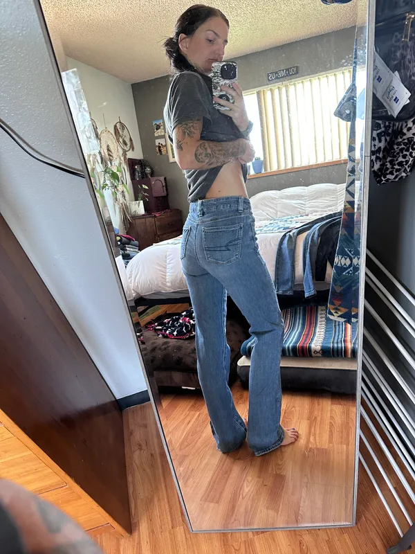American Eagle Jeans - Image 2