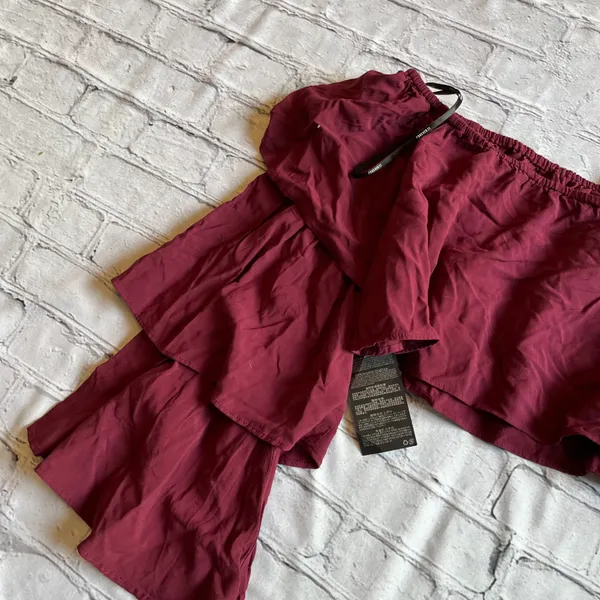 Off Shoulder Aubergine Layered Sleeve Boho Cropped Top Blouse NWT NEW - Image 5