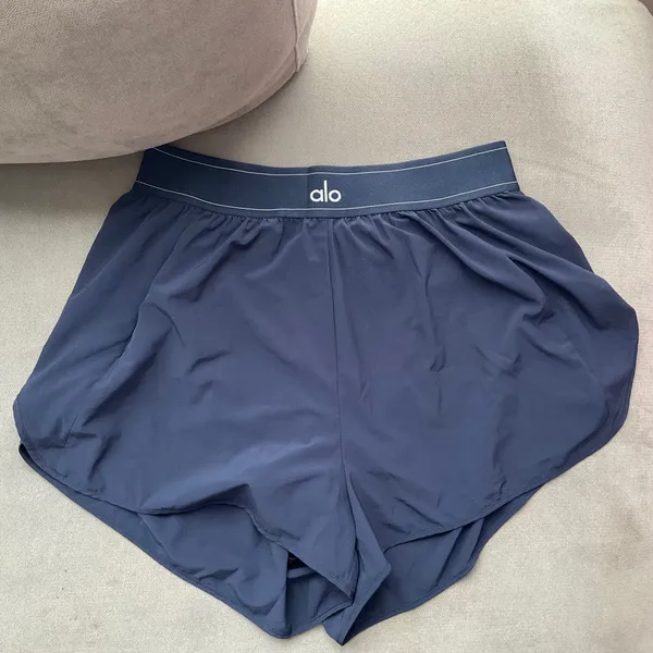 Alo Yoga Match Point Short Navy L - Image 2