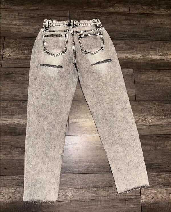 Black stonewashed frayed denim jeans - Image 5