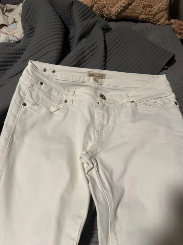 CAbi White Jeans Flare Women’s Leg - Image 3