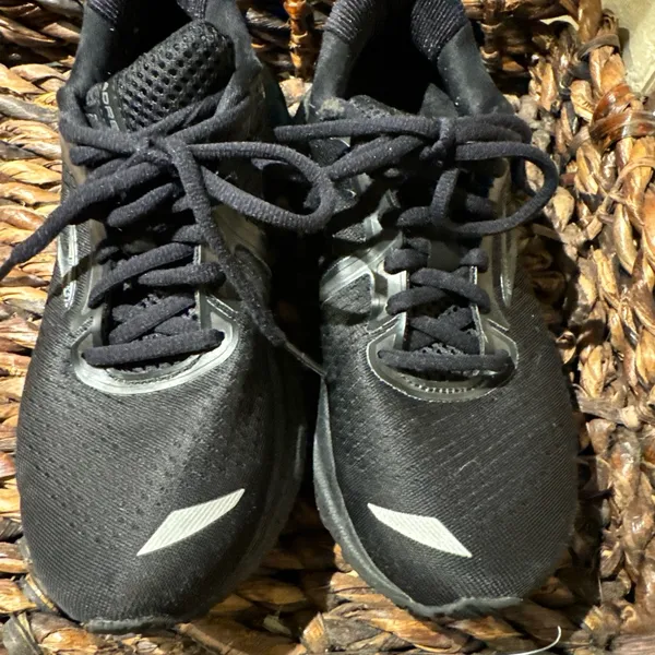 Brooks Adrenaline GTS 20‎ 1202961B040 Women Black/Gray Running Sneaker Shoes 6 - Image 2