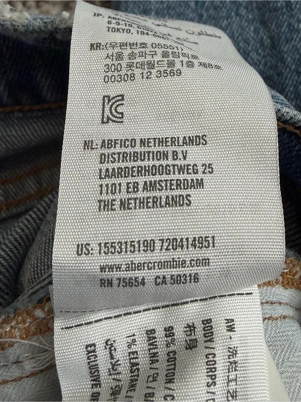 Abercrombie & Fitch High Rise Mom Denim Jean - Image 5