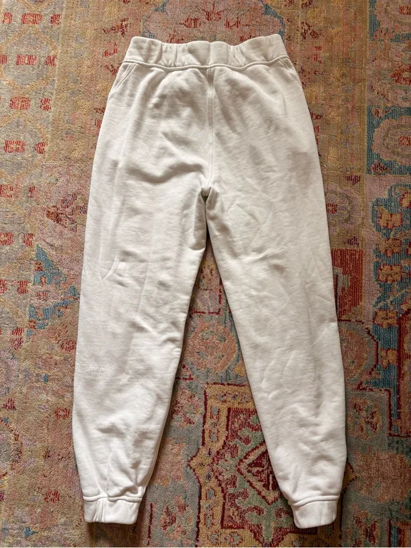 Lululemon Relaxed High-Rise Jogger - Image 6
