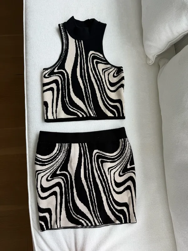 Forever 21 Matching Set - Image 2