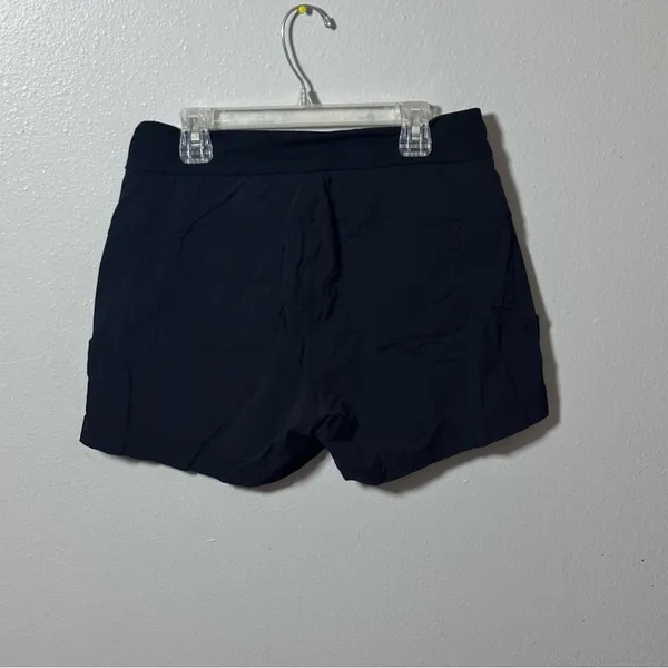 Athleta Trekkie Women Black Hiking Cargo Shorts Stretch‎ Athletic size 2 - Image 3