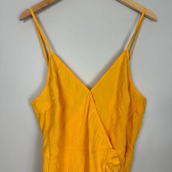 Women's Ruffle Hem Wrap Dress A-line Yellow Size XL NWT Vacation Resortwear - Image 4