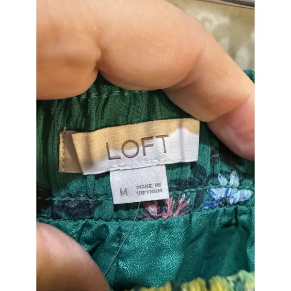 LOFT green floral maxi skirt with‎ a tiered silhouette Green Size Medium - Image 5